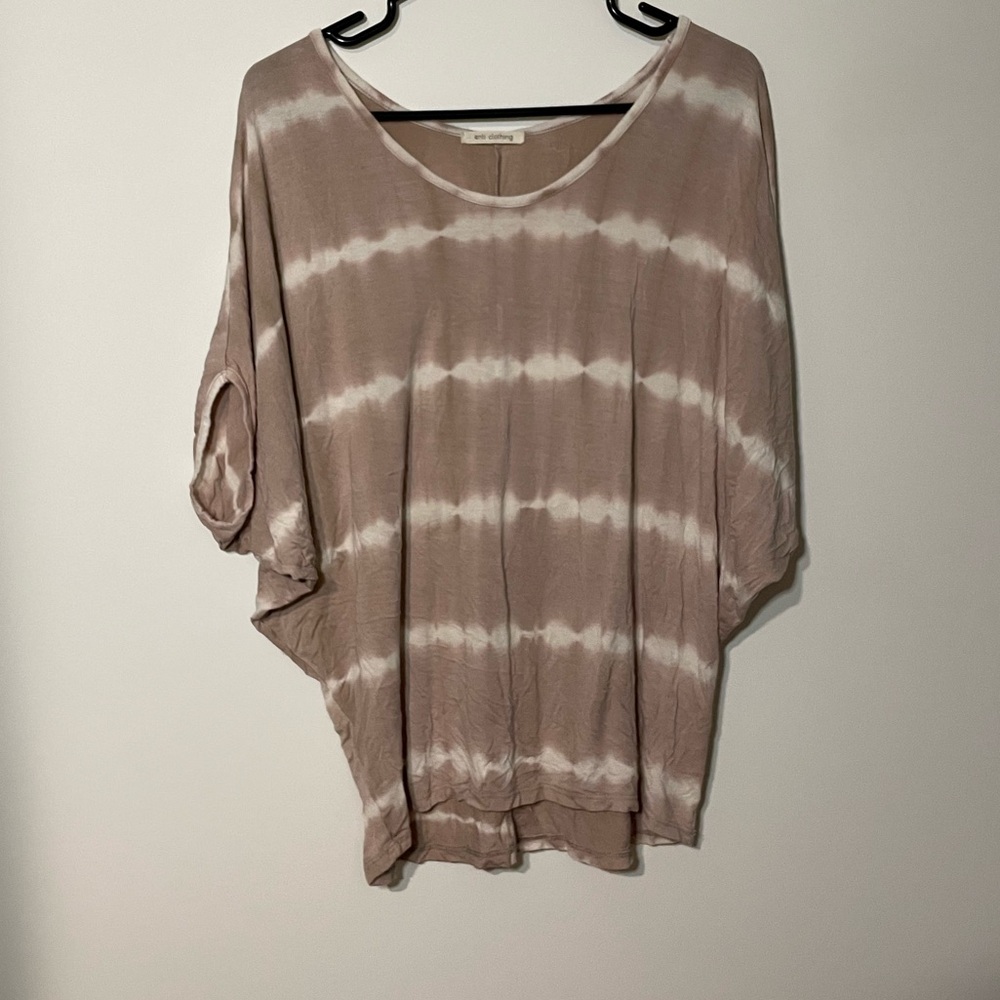Enti Clothing Bat Sleeve Knit Tunic Shirt